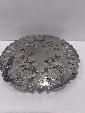 Vintage s.p. Copper Canada silver plated ornate pierced trivet hot plate #820